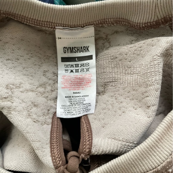 Gymshark Beige Camo zig zag back long sleeve Crop Top size L - Picture 6 of 6